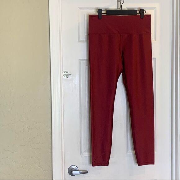 Athleta Elation Shine Tight Leggings Size Large in Decadent Red - Picture 3 of 9